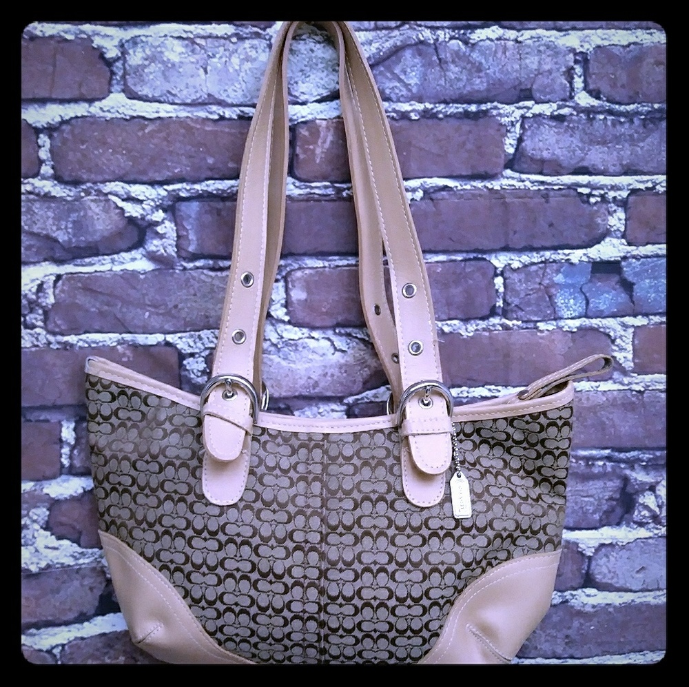 Coach shoulder bag